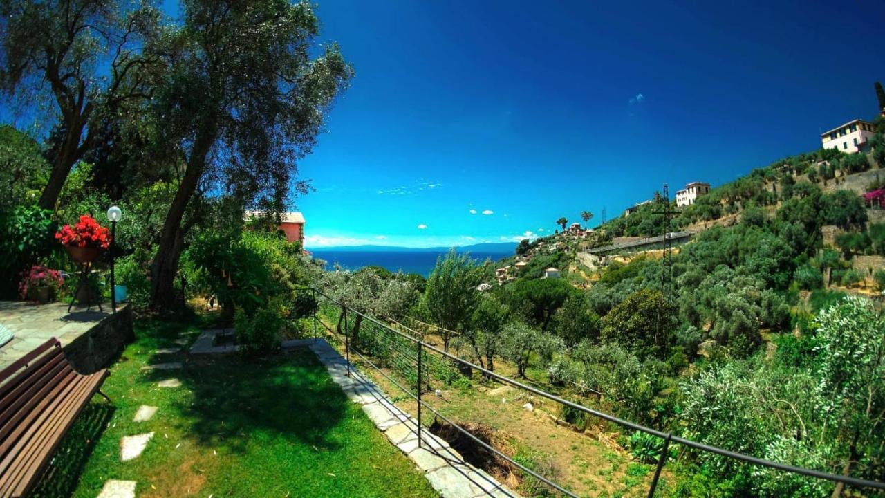 Villino Brunetto Azienda Agrituristica Camogli Luaran gambar