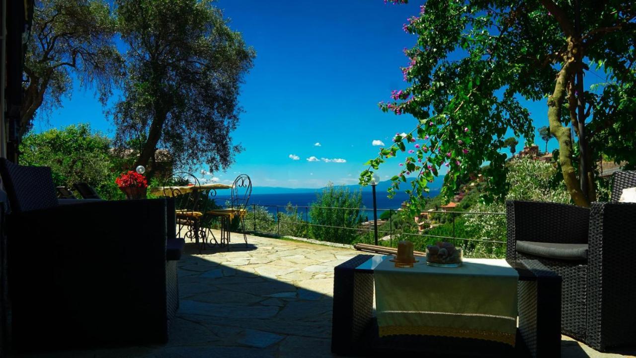 Villino Brunetto Azienda Agrituristica Camogli Luaran gambar