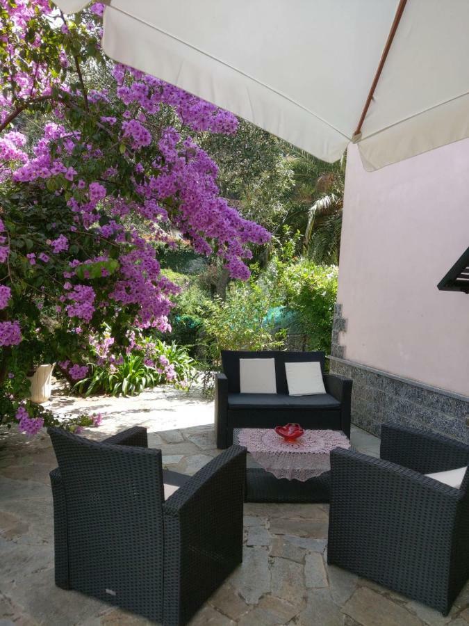 Villino Brunetto Azienda Agrituristica Camogli Luaran gambar